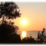 Semesterbostad Perfect Nest At Sunset