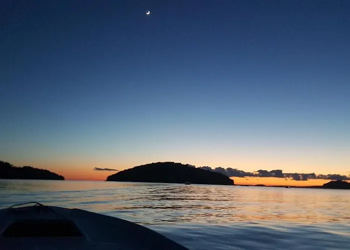 Perfect Nest At Sunset * Vela Luka