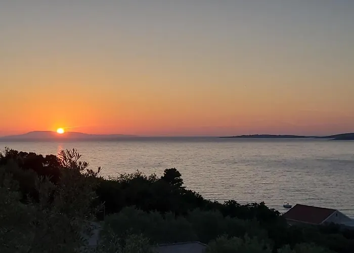 Perfect Nest At Sunset Holiday home *